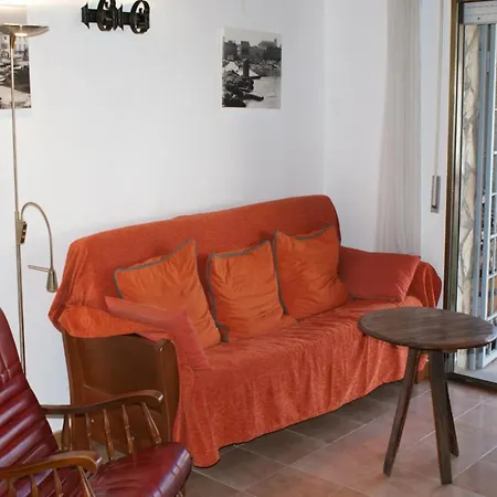 Emporium Ac 2d Apartment